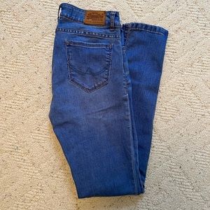 Skinny stretchy jeans